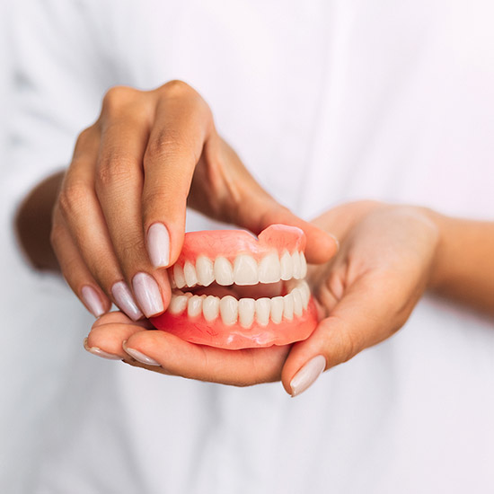 Odonto Integral - Protesis dental - Dentaduras completas